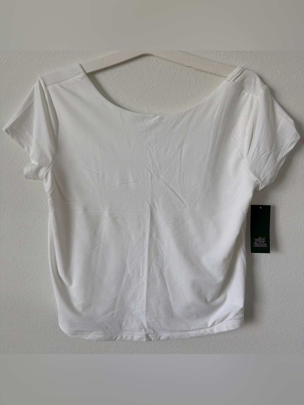 Wild Fable White Scoop Neck Women’s Top